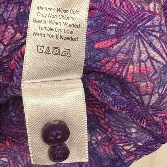 Purple Batik Print Blouse Button Up Coldwater Creek No Iron Cotton Women’s 4 - 6 - Picture 8 of 8